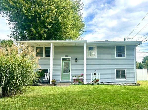 1609 Rue Royale Dr S, Kokomo, IN