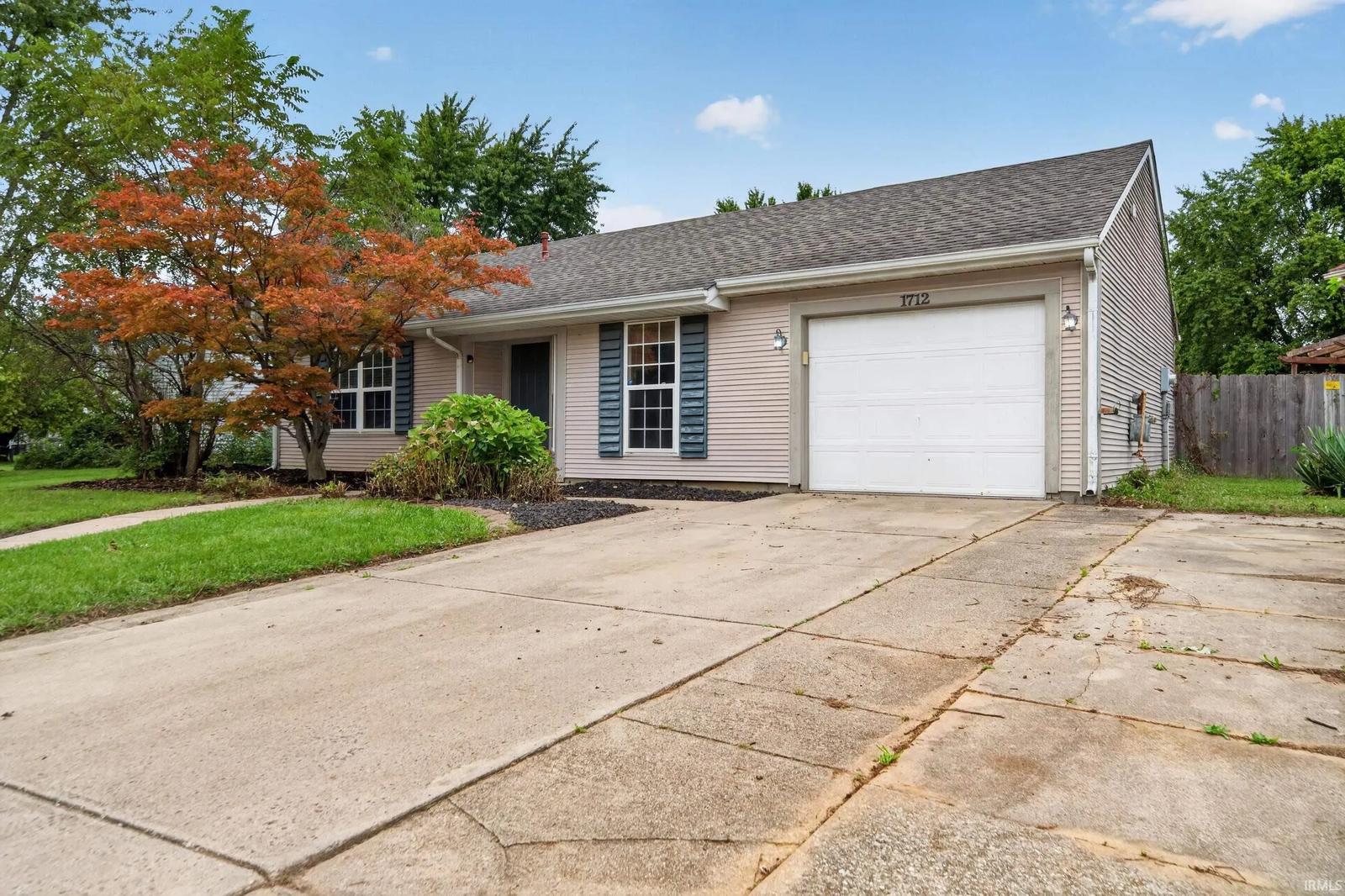 1712 Teasdale Ln, Kokomo, IN